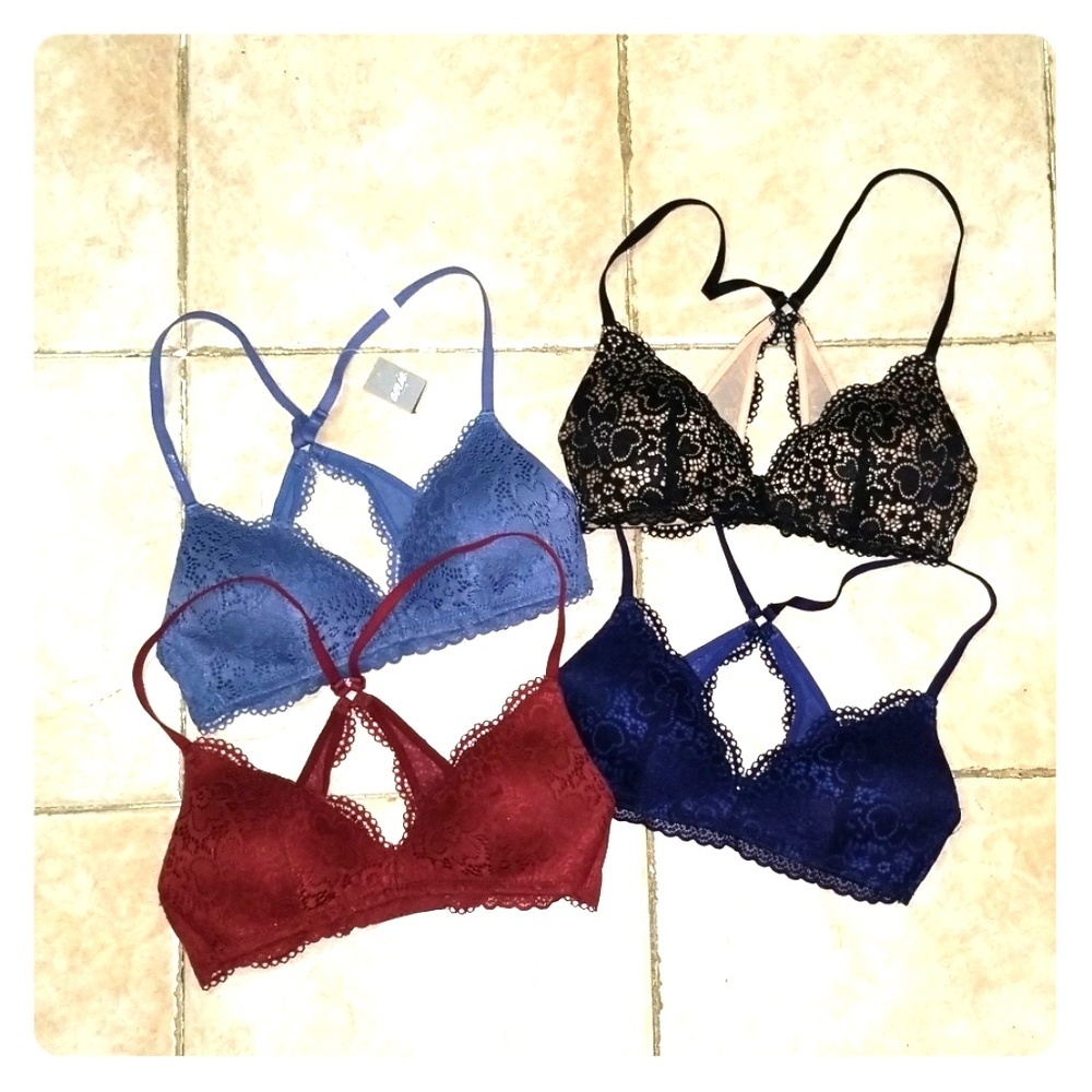 4 FOR $10 Aerie Wireless Lace Bras